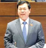 Minister of Industry and Trade Vu Huy Hoang starts the three-day question-and-answer session yesterday (Photo: VNA/VNS) Minister of Industry and Trade Vu Huy Hoang starts the three-day question-and-answer session yesterday (Photo: VNA/VNS)